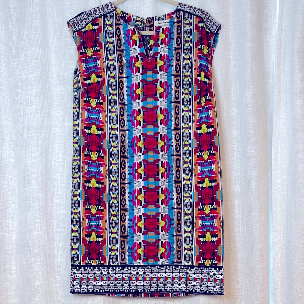 Laundry by Design sleeveless Sheath colorful dress, Size 4, gently loved 🖤